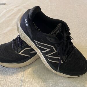 New Balance Black and White 880 Fresh Foam Athletic Sneakers
